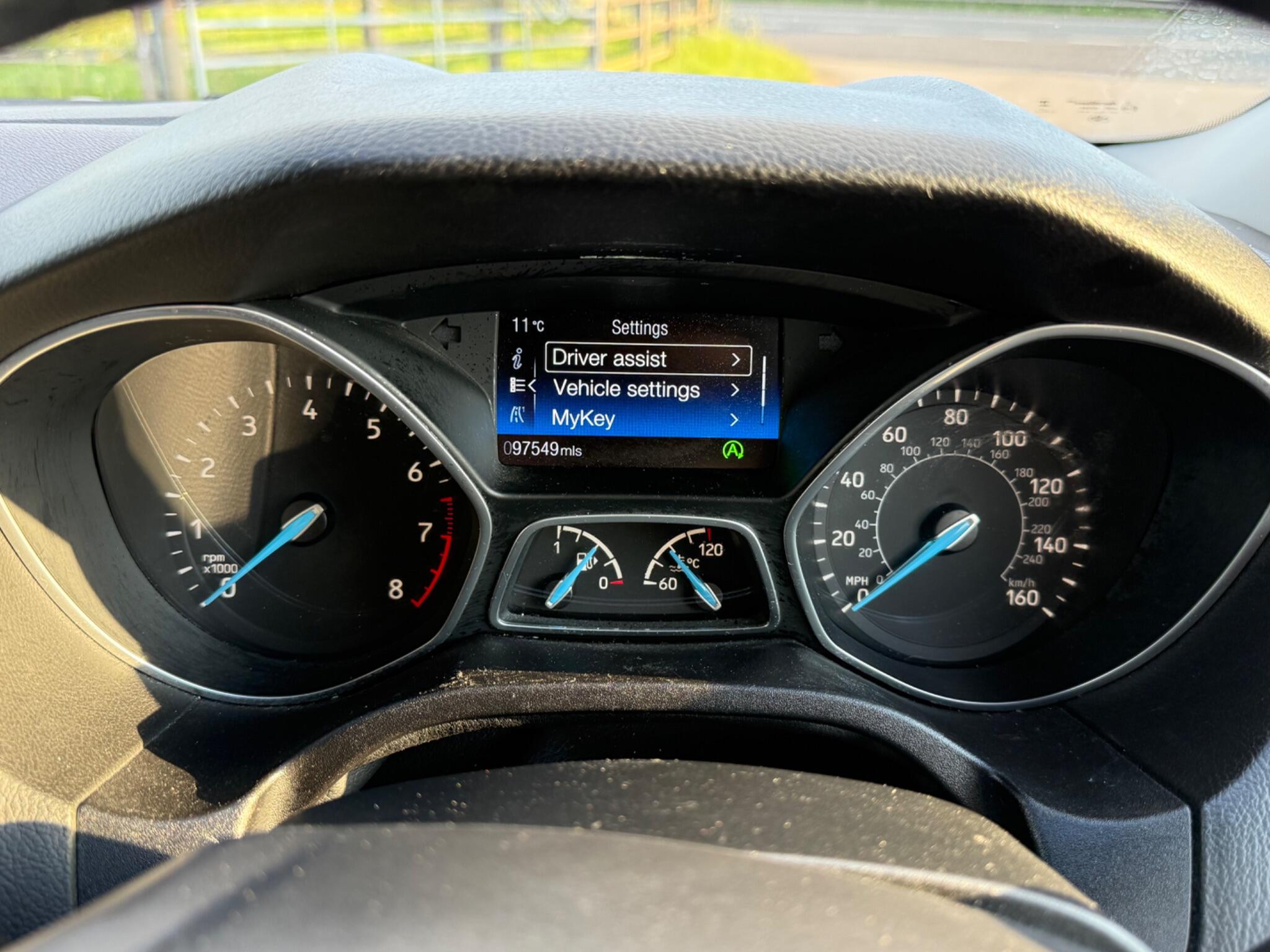 Ford Focus 1.5T EcoBoost Titanium X Euro 6 (s/s) 5dr — photo 118 of 126